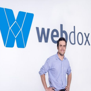 cortesía de: http://amddchile.com/webdox-inteligencia-artificial-en-el-area-legal/